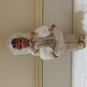 Vintage 1960's Alaskan Eskimo Sleepy Eyes Souvenir Doll